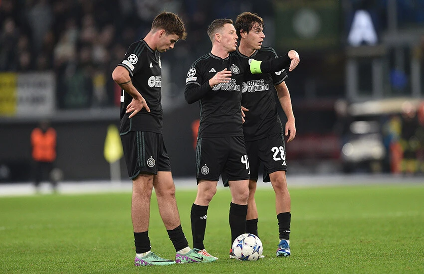 UEFA Şampiyonlar Ligi'ne Celtic taraftarı damga vurdu: Lazio deplasmanında da Filistin bayrağı açtılar