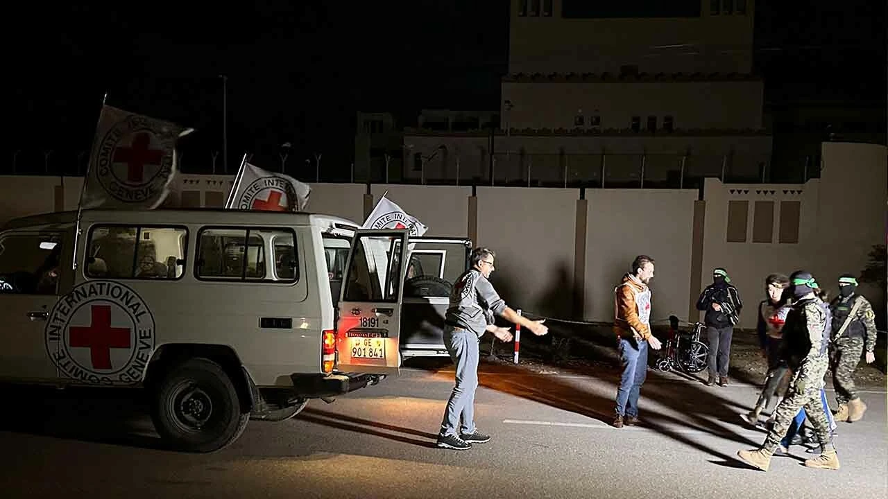 Esir takasında 5. gün... Hamas, 11 İsrailli esiri daha teslim etti! İsrail de 33 Filistinli esiri bıraktı