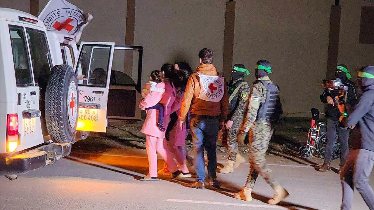 Esir takasında 5. gün... Hamas, 11 İsrailli esiri daha teslim etti! İsrail de 33 Filistinli esiri bıraktı