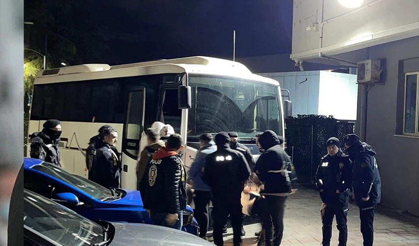 Şüpheliler adliyede: Bahis çetesinin çalışma şekli deşifre oldu