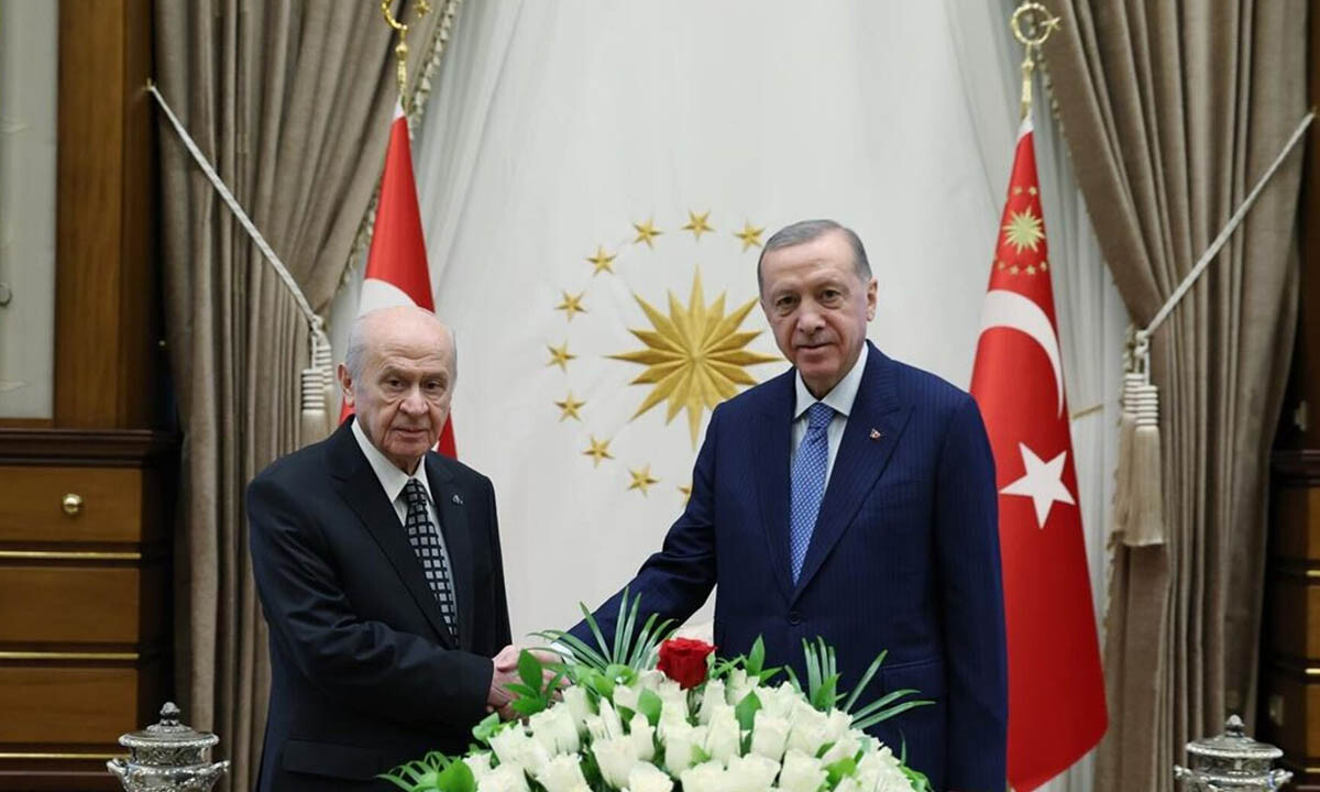 Son dakika! Külliye&#039;de Cumhur Zirvesi: Cumhurbaşkanı Erdoğan, Bahçeli ile görüşecek
