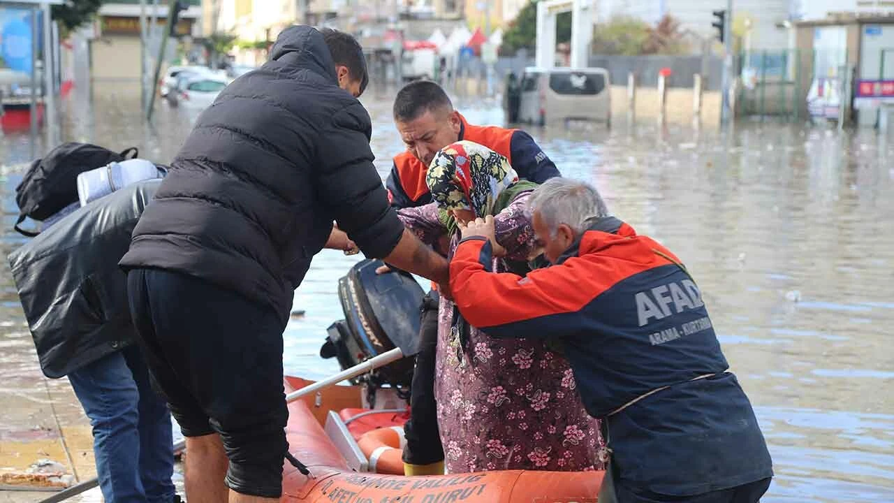 2 ilde olumsuz hava şartları nedeniyle eğitime ara verildi!
