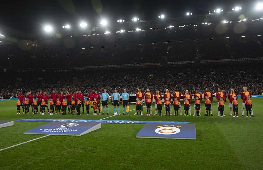 Futbolseverlere müjde: Galatasaray-Manchester United maçını 8 kanal şifresiz yayınlayacak