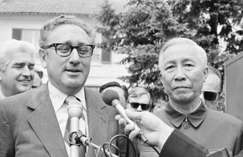 Soğuk Savaş döneminin ABD Dışişleri Bakanı Henry Kissinger, 100 yaşında hayatını kaybetti