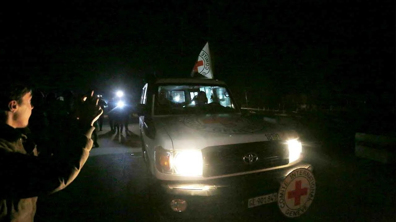 İsrail-Hamas savaşında son durum... 'İnsani ara' sona erdi, İsrail ordusu yeniden sivilleri hedef aldı