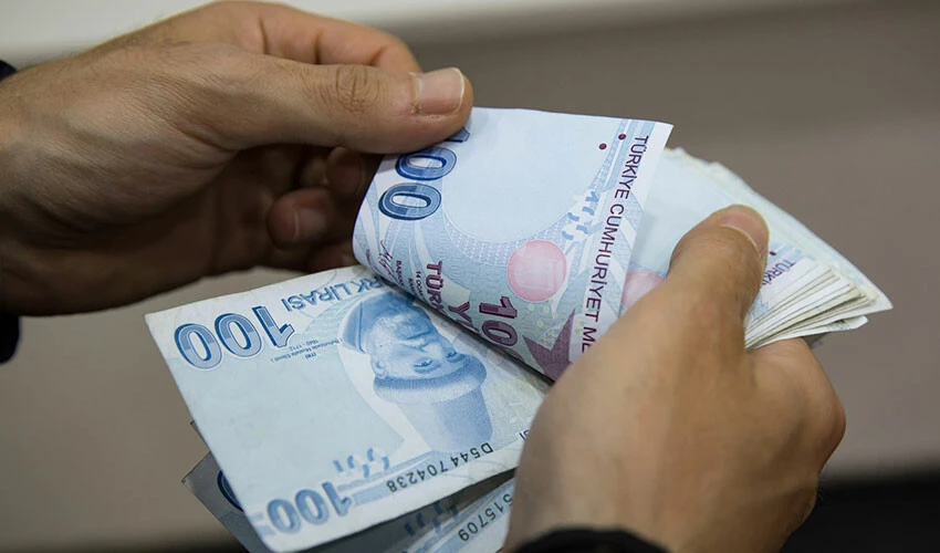 Çalışan emekliye 5 bin TL ikramiyede kritik tarih belli oldu, Ak Partili isimden açıklama geldi