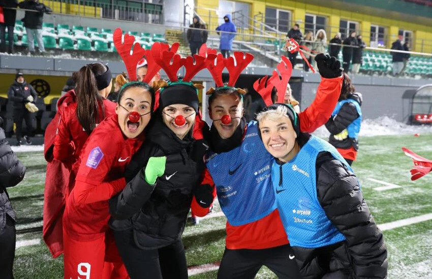 A Milli Kadın Futbol Takımımız, Litvanya'yı farklı mağlup etti