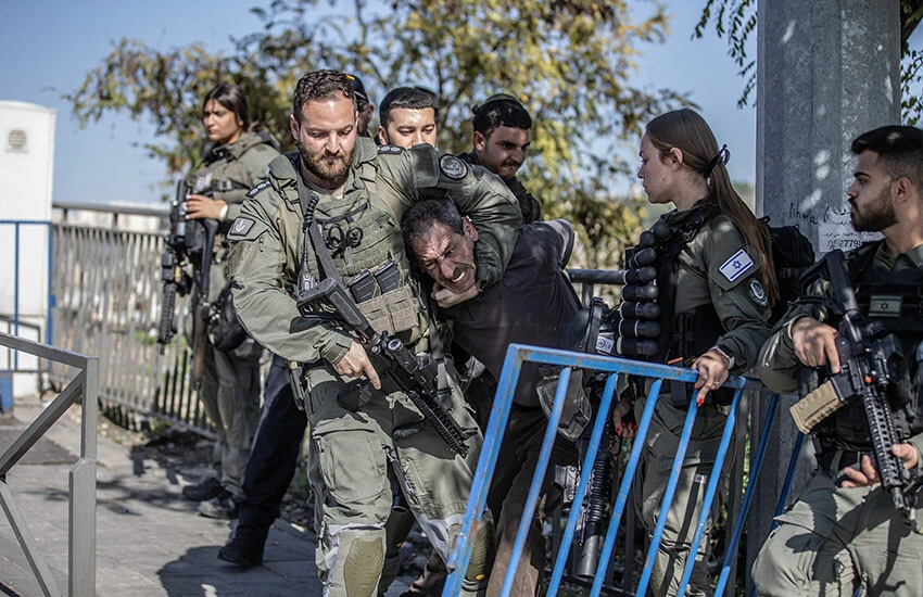 Gazze'de ölüm, Kudüs'te zulüm: Mescid-i Aksa'da Müslümanlara sert müdahale