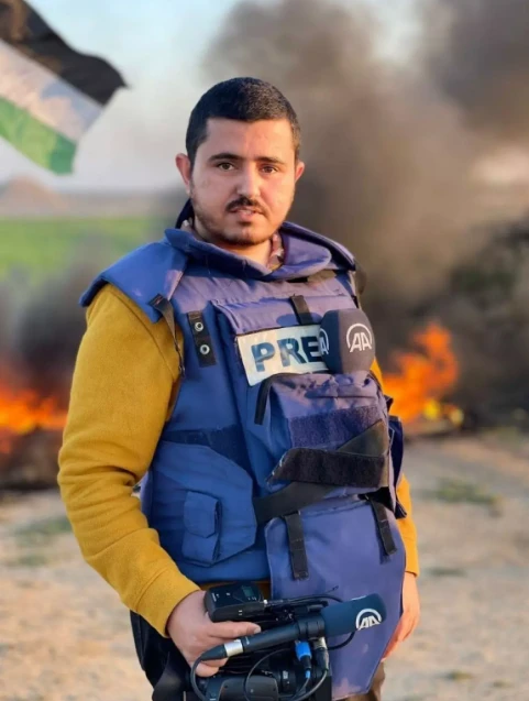 İsrail hedef gözetmeksizin vuruyor: AA kameramanı hayatını kaybetti