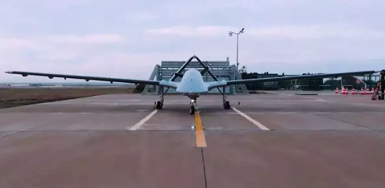 Bayraktar TB3 adım adım gökyüzüne! Selçuk Bayraktar paylaştı: 10. uçuş testi de başarıyla tamamlandı