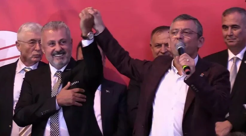 Özgür Özel, yerel seçimlerde CHP'nin ilk adayını duyurdu