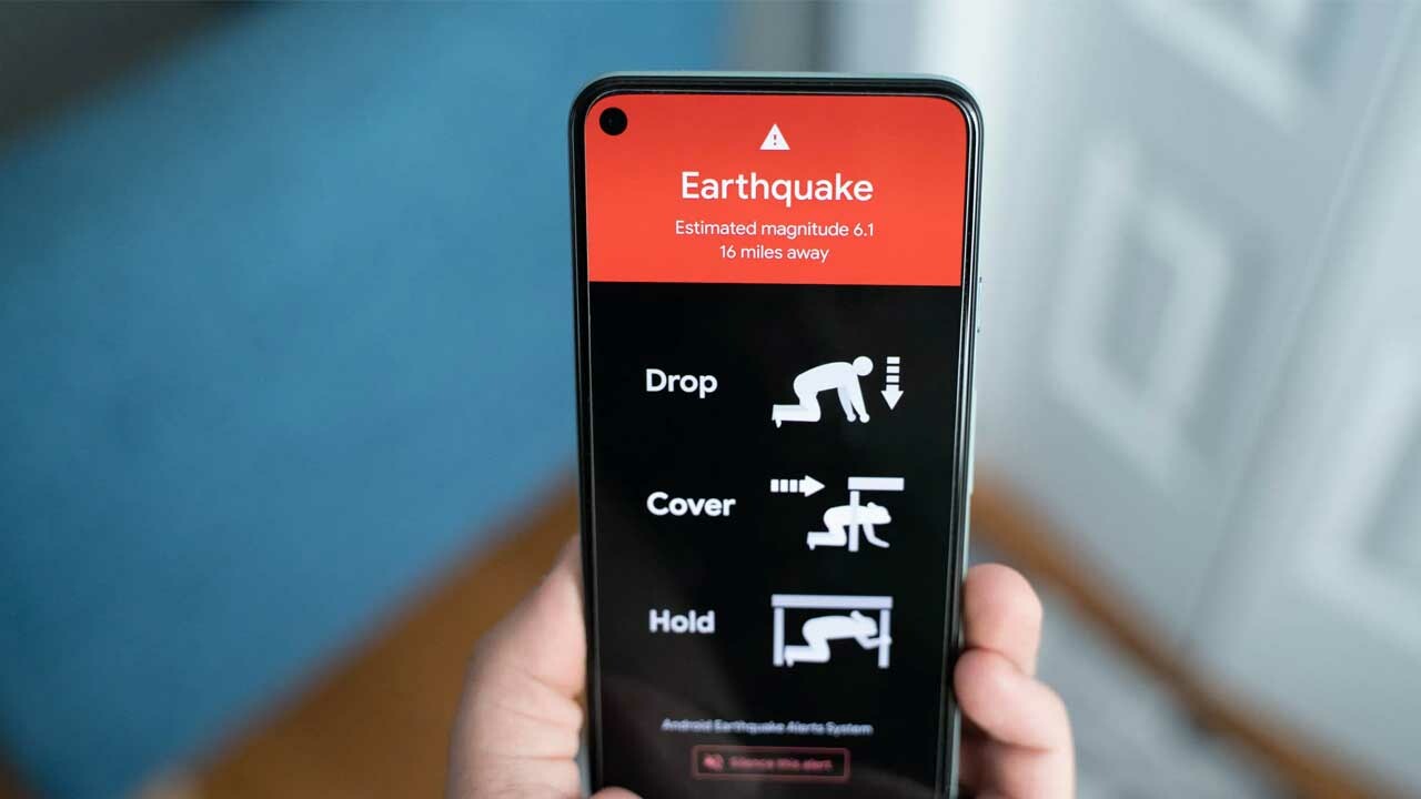 Google&#039;ın Android Deprem Uyarı Sistemi, Marmara depremini saniyeler öncesinde bildirdi