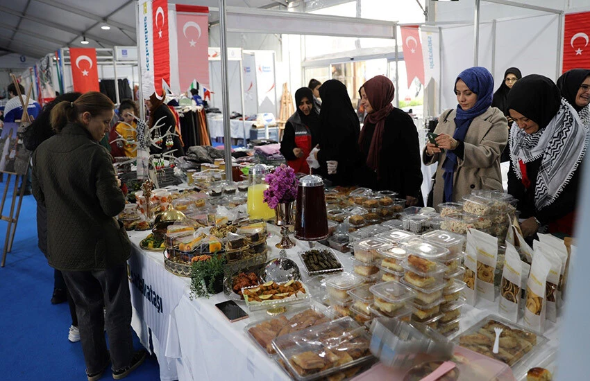 Üsküdar Belediyesi ve 15 STK’dan Gazze kermesi