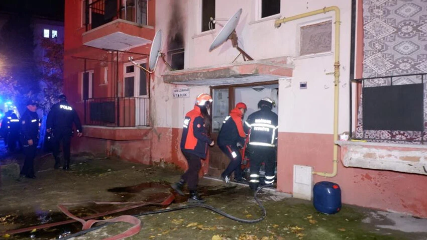 Edirne'de can pazarı: Yangında mahsur kaldılar