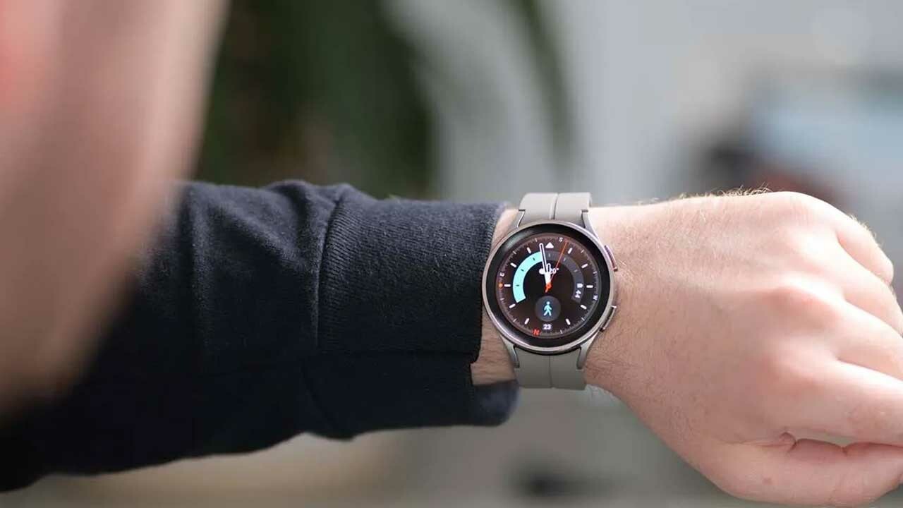 Samsung Galaxy Watch’a çok konuşulacak yenilik: Yumruk hareketiyle komut verin