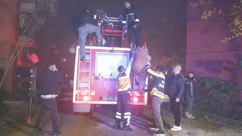 Edirne'de can pazarı: Yangında mahsur kaldılar