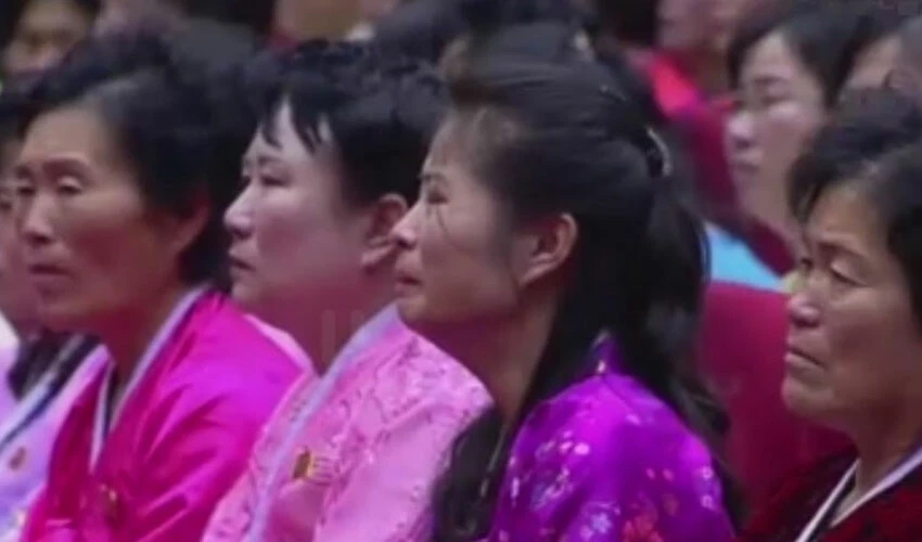 Kuzey Kore lideri Kim Jong-un duygusal anları: Hem ağladı hem ağlattı