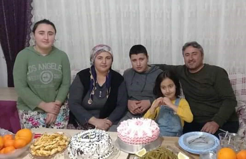 Hatalı sollama doğum günü dönüşü ölüm getirdi... 4 de yaralı var