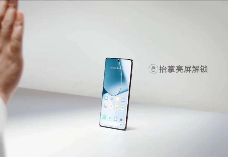 Realme GT5 Pro, bomba özellikleriyle tanıtıldı