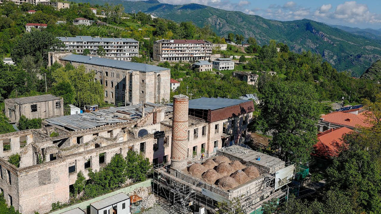 Azerbaycan’daki erken seçime Karabağ’daki 20 bin seçmen de katılıyor