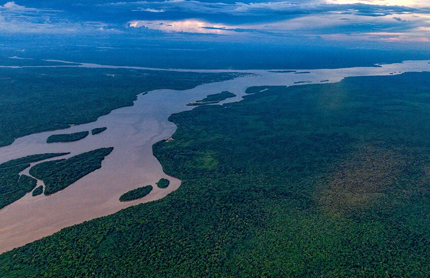 Petrol ve gaz bölgesinde kriz! ABD harekete geçti, Venezuela askeri önlem alıyor