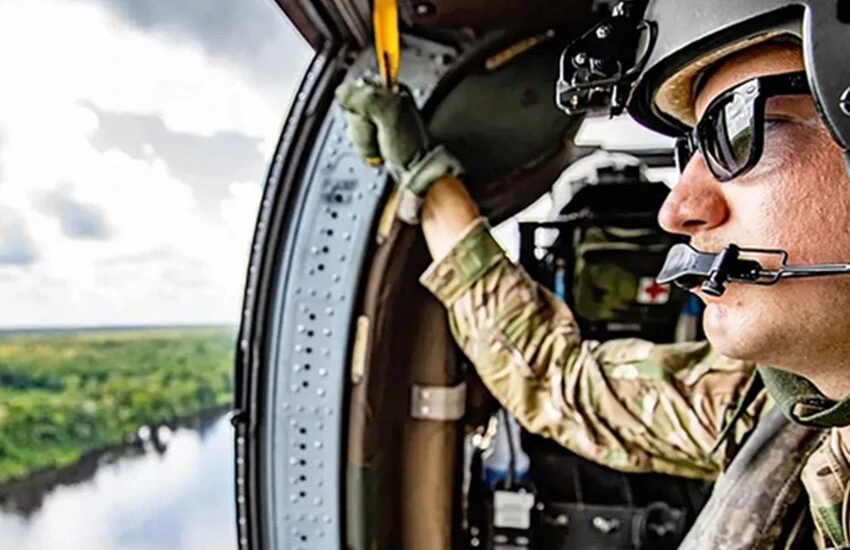 Petrol ve gaz bölgesinde kriz! ABD harekete geçti, Venezuela askeri önlem alıyor