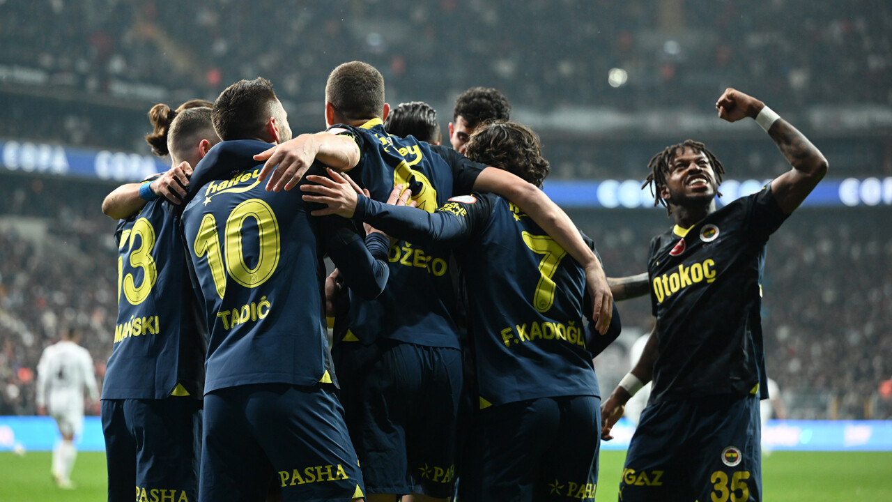 Dolmabahçe&#039;de Fener alayı! Maç sonucu: Beşiktaş 1-3 Fenerbahçe