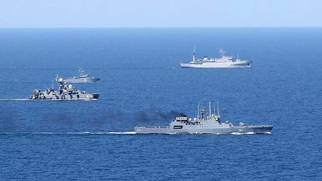 Güney Çin Denizi&#039;nde gerginlik sürüyor! Filipinler&#039;den gemilerine müdahale eden Çin&#039;e tepki