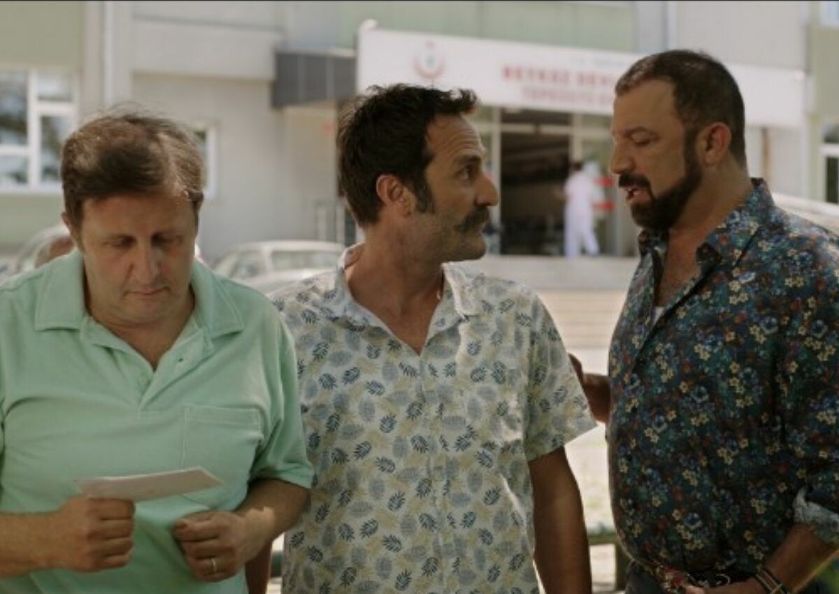 Çakallarla Dans 6 filmindeki &#039;kapıda vize&#039; sahnesi gerçek oldu