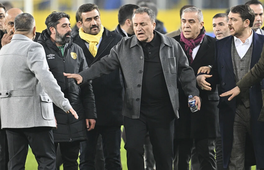 Halil Umut Meler'e yapılan saldırı Avrupa basınında: Utanç verici ve üzücü!