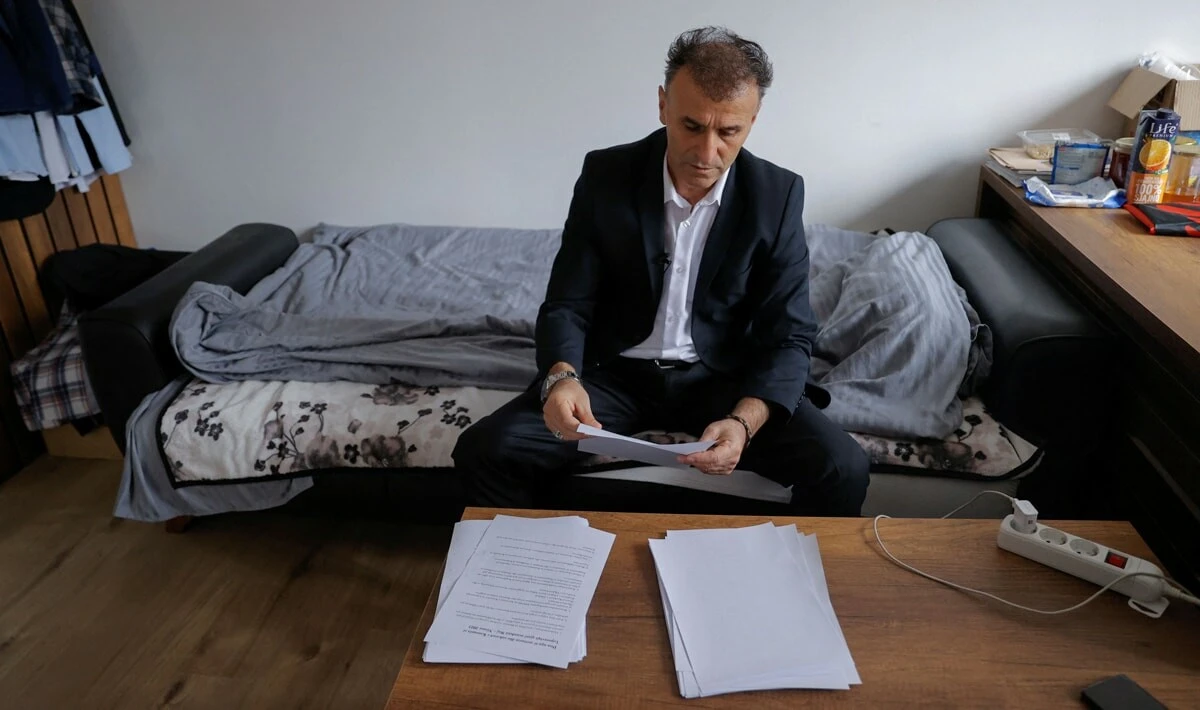 Arnavut belediye başkanı binada esir kaldı! 7 aydır dışarı çıkamıyor