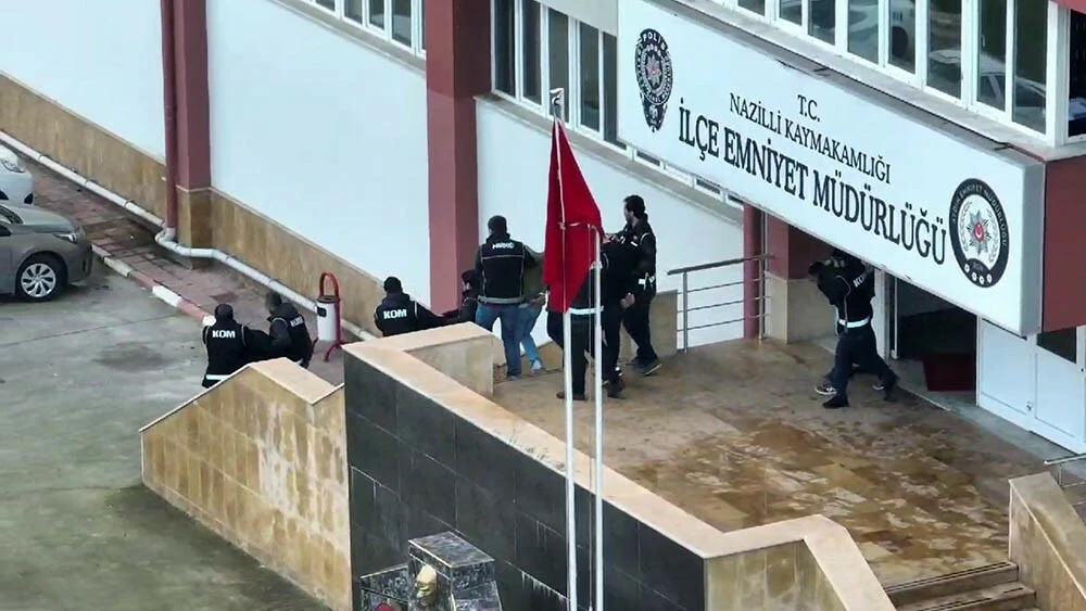 Esnafı haraca bağlayan çeteye büyük operasyon