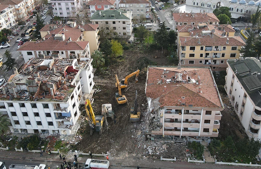 Marmara depremi sonrası Prof. Dr. Şükrü Ersoy'dan korkutan açıklama: İstanbul için süre doldu