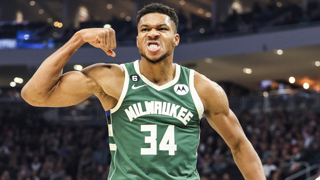 Antetokounmpo&#039;nun kariyer gecesi! Kulüp tarihine geçti