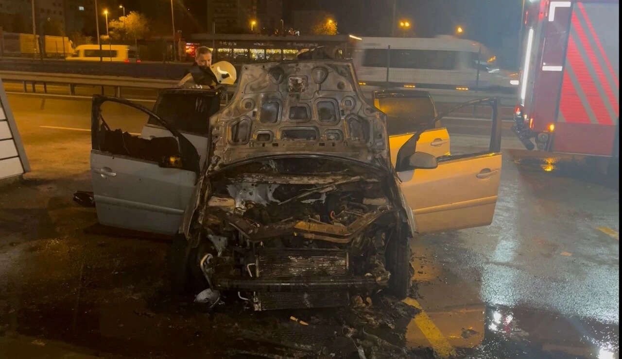 Bahçelievler'de korku dolu anlar... Sürücü son anda kurtuldu