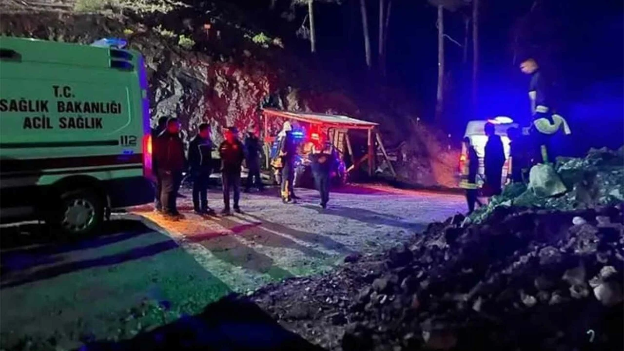 Krom madeninde göçük: 2 işçi hayatını kaybetti