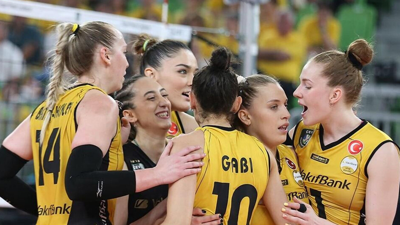 VakıfBank yarı finale yükseldi