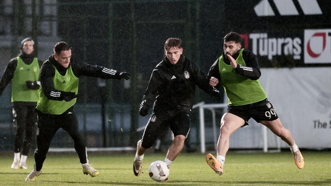 Beşiktaş’ta kadro dışı kalan futbolcular takıma döndü