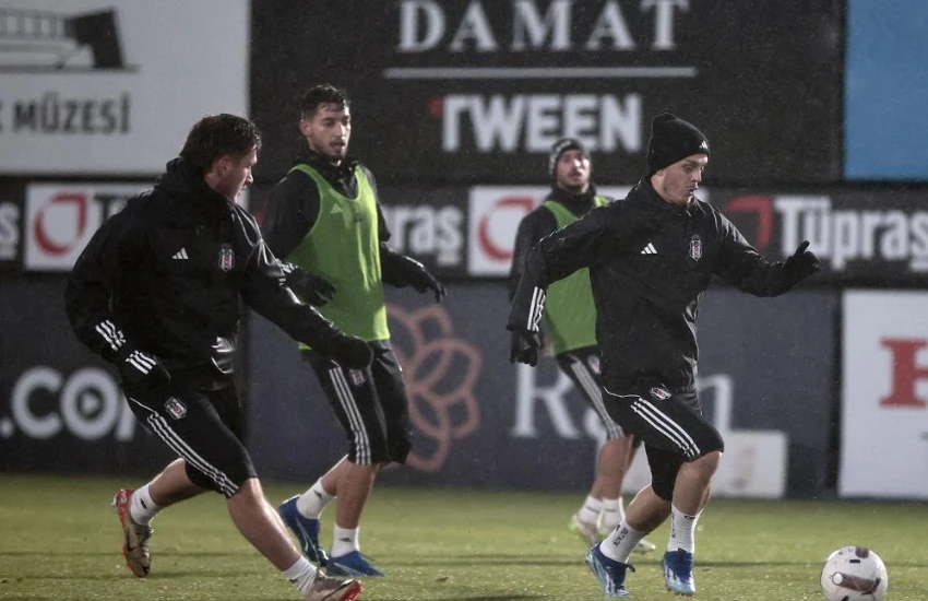 Beşiktaş’ta kadro dışı kalan futbolcular takıma döndü