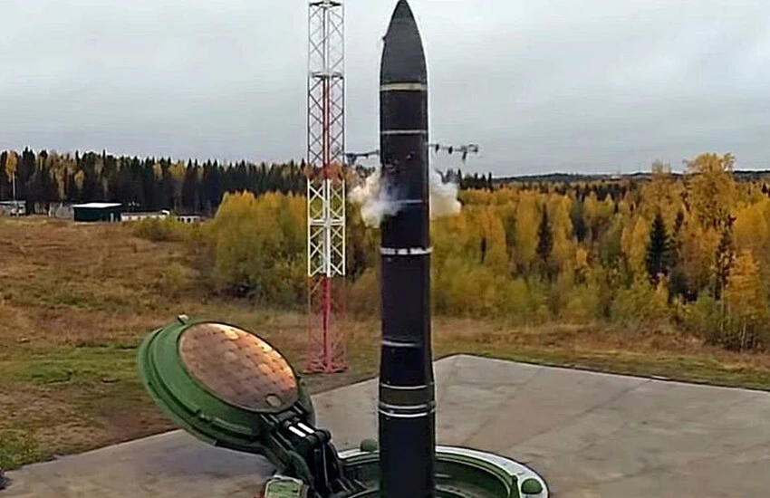 Rusya'nın kıtalar arası 'nükleer' füzesi fırlatma deposunda: Savunma sistemlerine yakalanmıyor