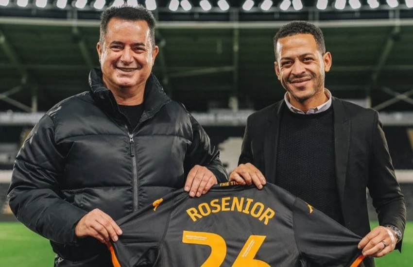 Rosenior, 3 yıl daha Hull City'de