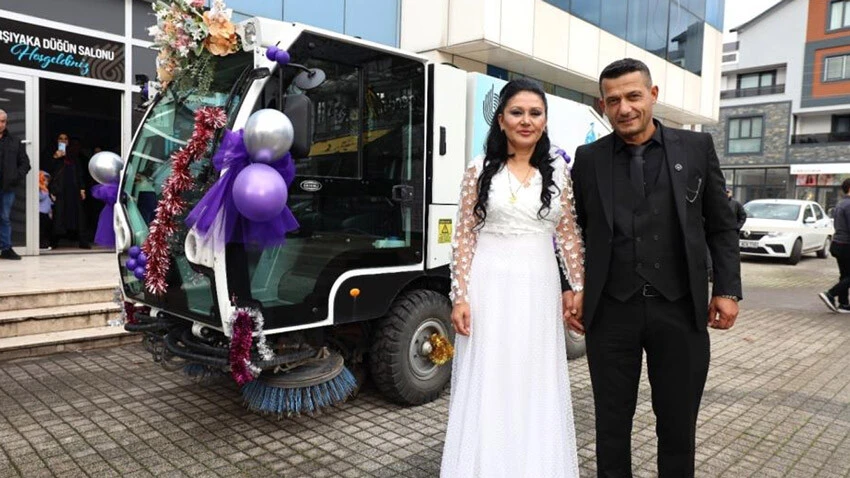 Kullandığı süpürge aracı gelin arabası oldu