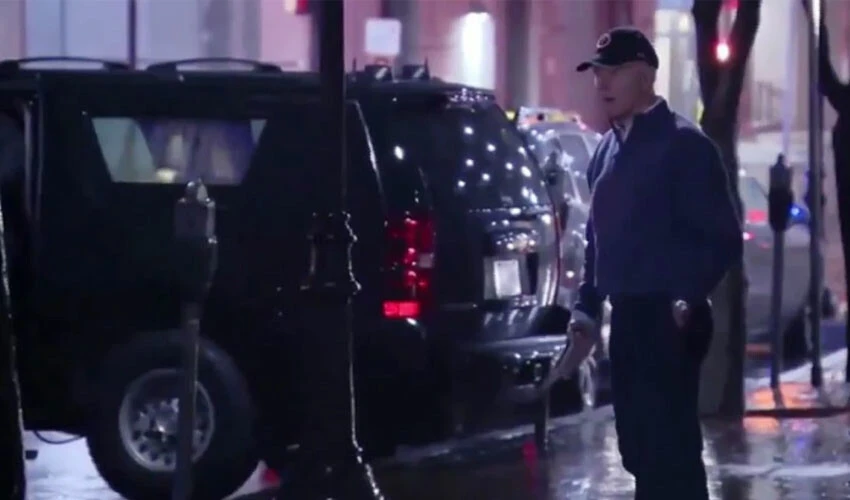 ABD'de panik anları: Hızla geldi, Başkan Joe Biden'ın koruma araçlarının arasına daldı!