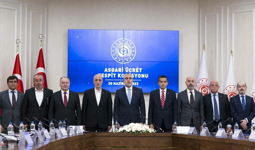 İkinci randevuya saatler kaldı: Asgari ücrette ilk teklif kaç lira olacak?