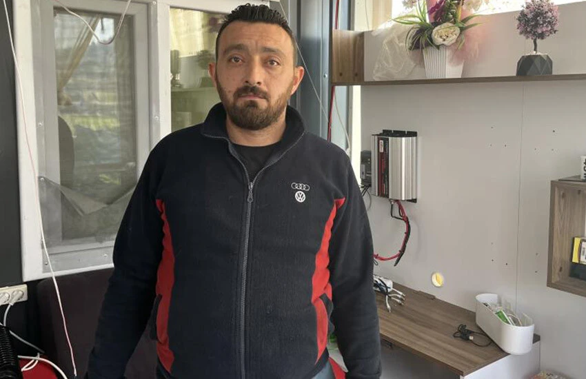 Ev sahibi eşyalardan ziyade köpeklere üzüldüklerini belirtti.