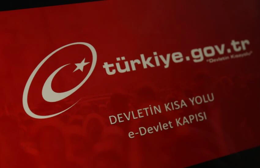587 milyon dolar tasarruf! E-Devlet’te en çok kullanılan hizmetler belli oldu: TOGG detayı dikkat çekti