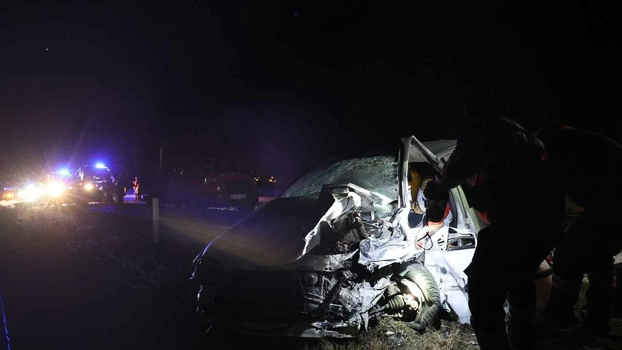 Ters şeride giren alkollü sürücü dehşet saçtı: 8 yaralı