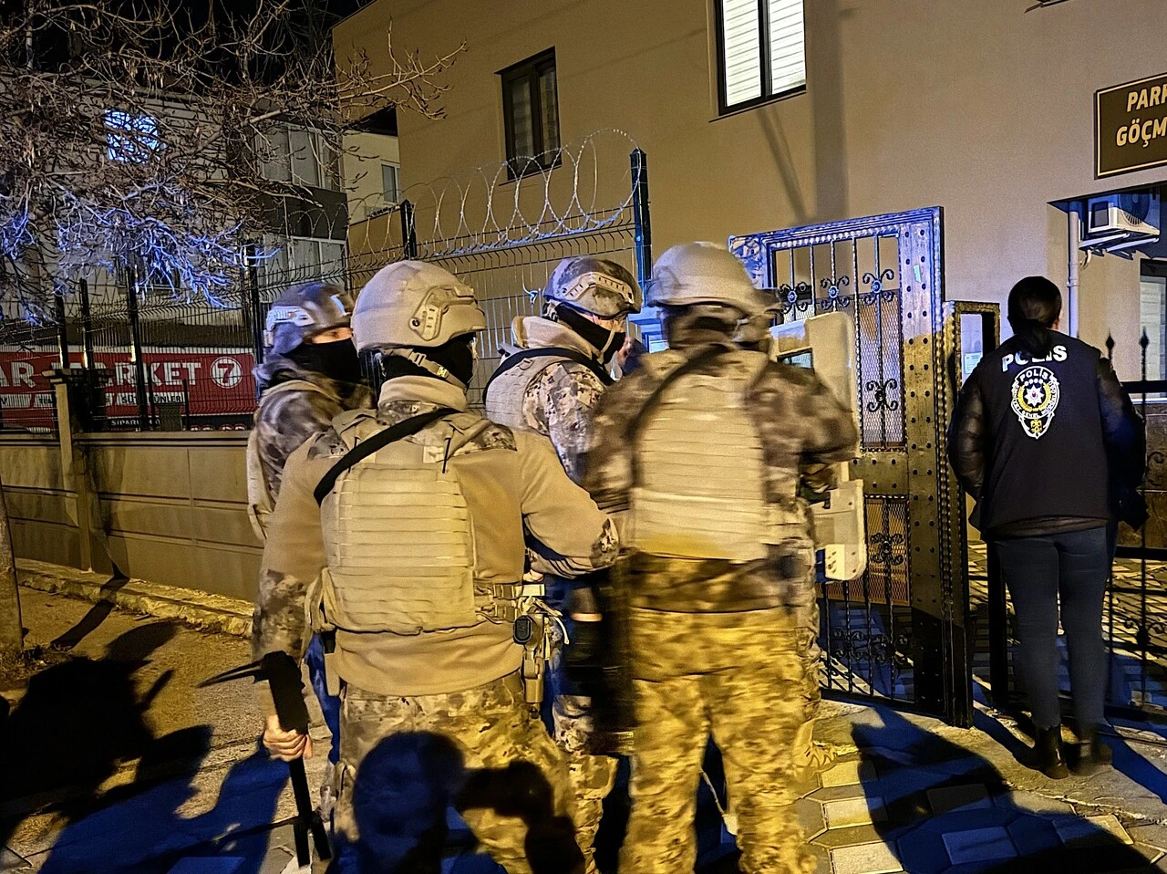 Yasa dışı bahisçilere şafak operasyonu