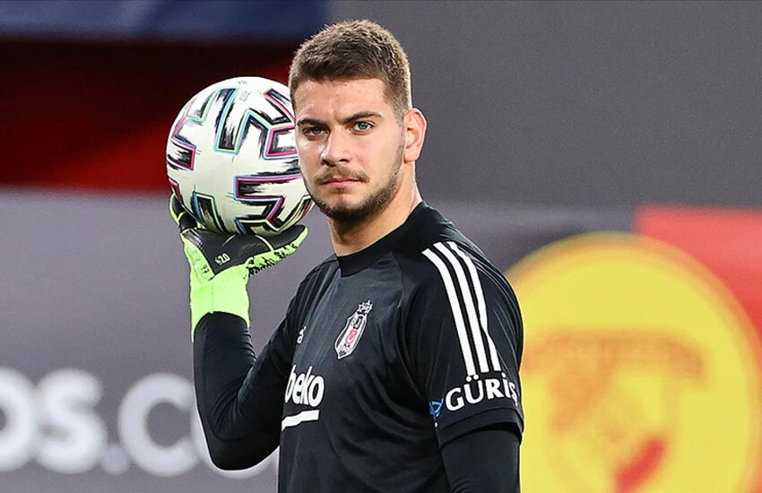 Beşiktaş'ta 3 isim daha yolcu! Hedefte yerliler var