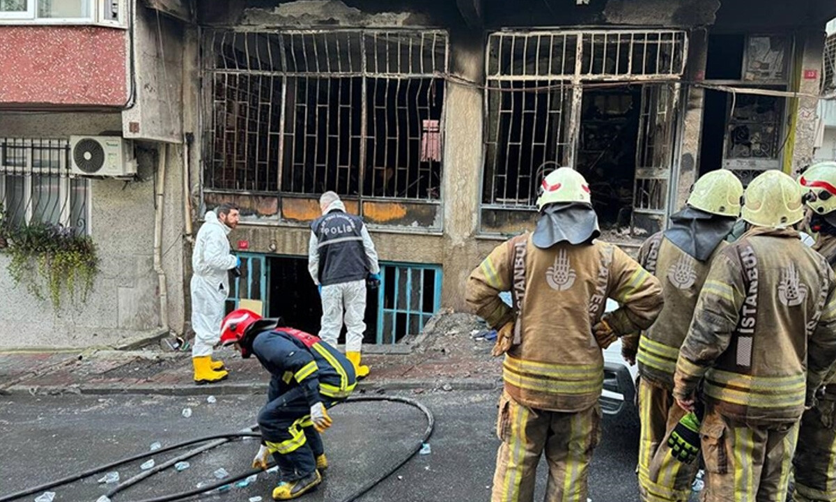 İstanbul&#039;da iş yeri alevlere teslim oldu: Ölü ve yaralılar var